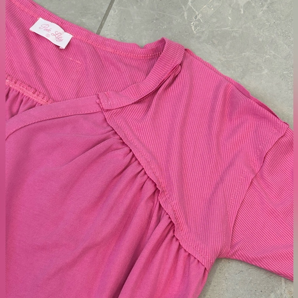 NWOT Pink Lily Pink Ribbed Knit Oversized Henley Top - Picture 8 of 8